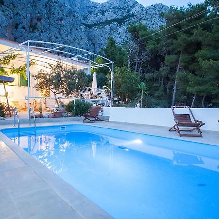 Villa Ana Макарска Екстериор снимка
